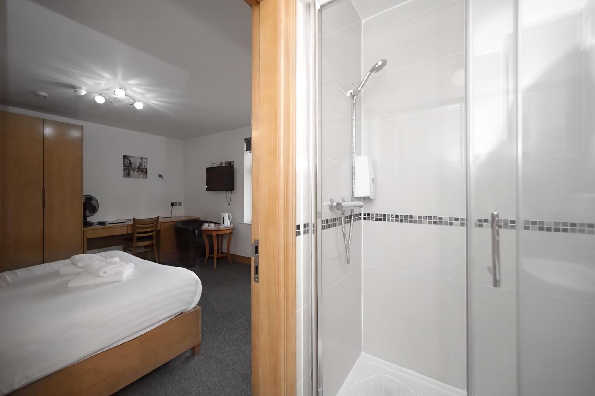 Flexistay Aparthotel Sutton Sutton  Exterior foto
